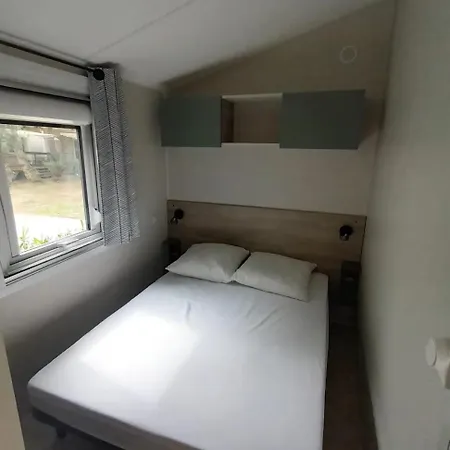 Mobil Premium 8 Pers 4 Etoiles Saint-Cyprien (Pyrenees-Orientales)
