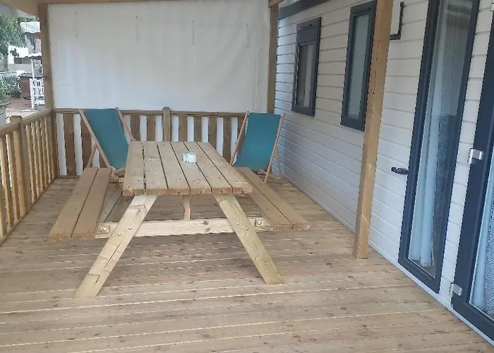 Parque de Campismo Mobil Premium 8 Pers 4 Etoiles Saint-Cyprien (Pyrenees-Orientales)