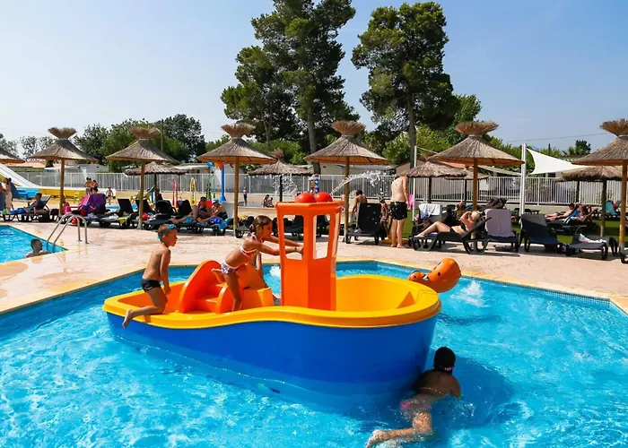 Mobil Premium 8 Pers 4 Etoiles Saint-Cyprien (Pyrenees-Orientales)