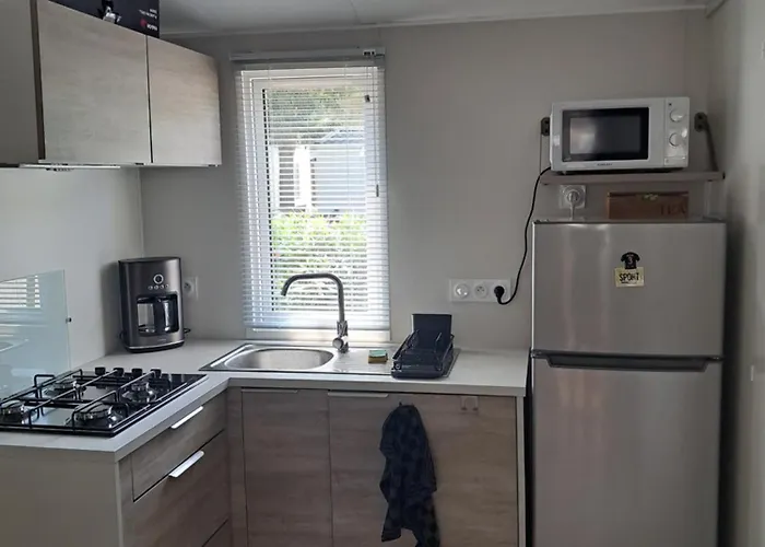 Parque de Campismo Mobil Premium 8 Pers 4 Etoiles Saint-Cyprien (Pyrenees-Orientales)